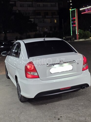 Hyundai Accent 2010, 200,000 km - 1.6 l - Bakı
