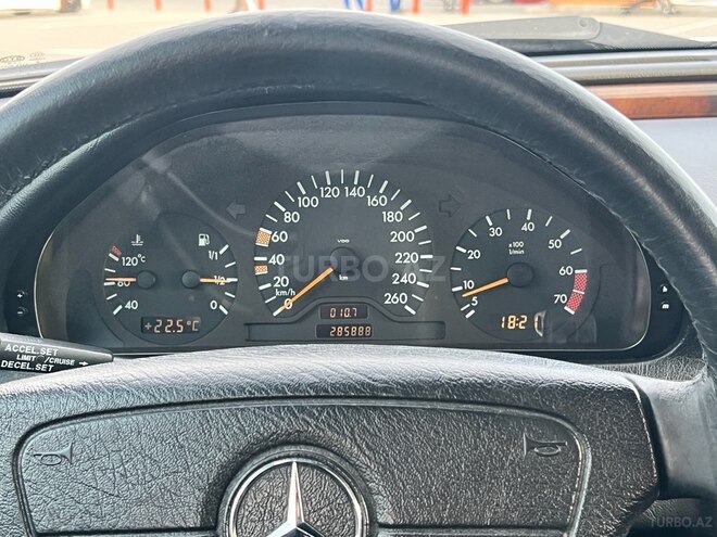 Mercedes C 240 1997, 288,000 km - 2.4 l - Bakı