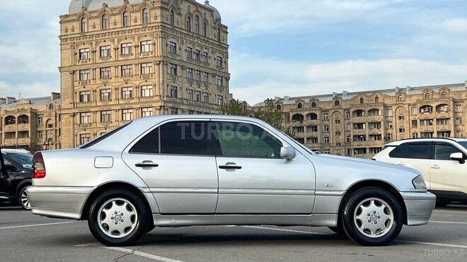 Mercedes C 240 1997, 288,000 km - 2.4 l - Bakı