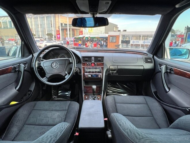 Mercedes C 240 1997, 288,000 km - 2.4 l - Bakı