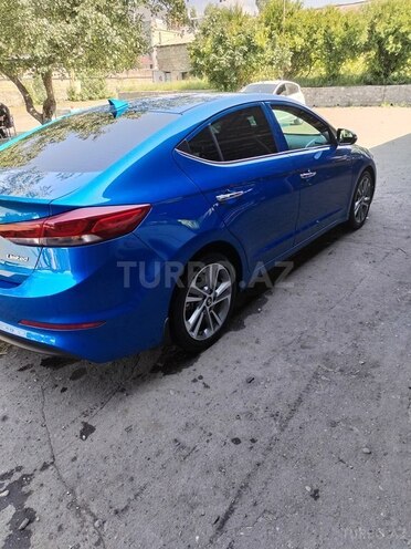 Hyundai Elantra 2016, 75,639 km - 2.0 l - Şəki