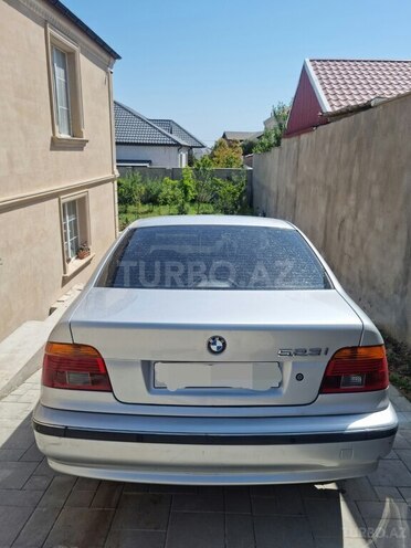 BMW 523 1998, 198,000 km - 2.5 l - Bakı