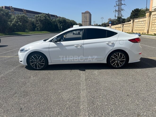 Hyundai Avante 2016, 265,000 km - 1.6 l - Bakı