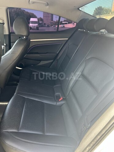 Hyundai Avante 2016, 265,000 km - 1.6 l - Bakı