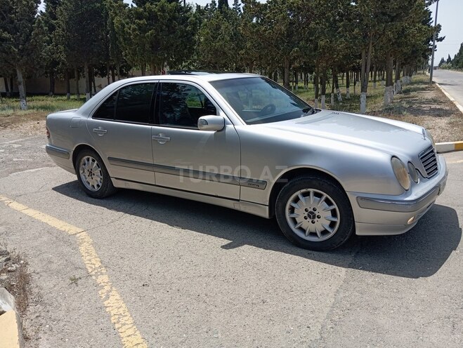 Mercedes E 220 d 2000, 640,000 km - 2.2 l - Bakı