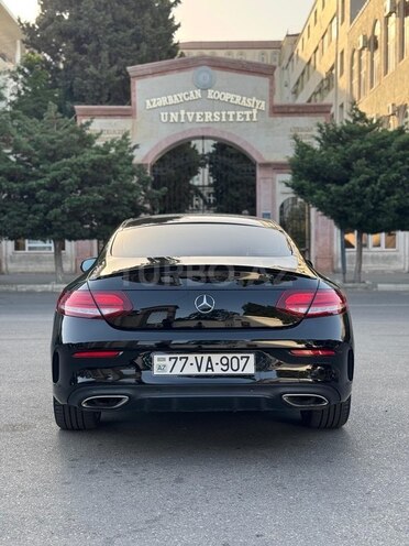 Mercedes C 300 2019, 70,000 km - 2.0 л - Bakı