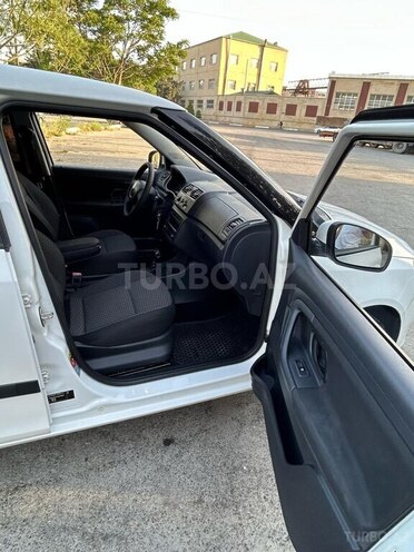 Skoda Fabia 2012, 289,000 km - 1.6 l - Bakı
