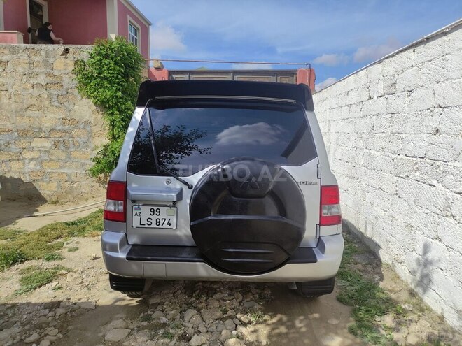 Mitsubishi Pajero io 2001, 400,000 km - 1.8 l - Bakı