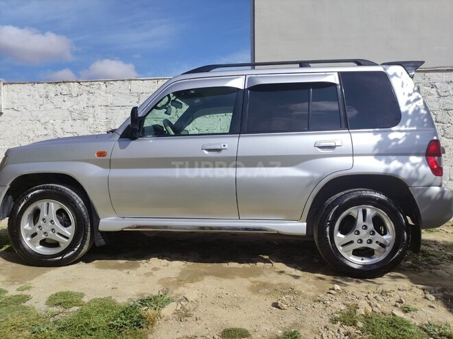 Mitsubishi Pajero io 2001, 400,000 km - 1.8 l - Bakı