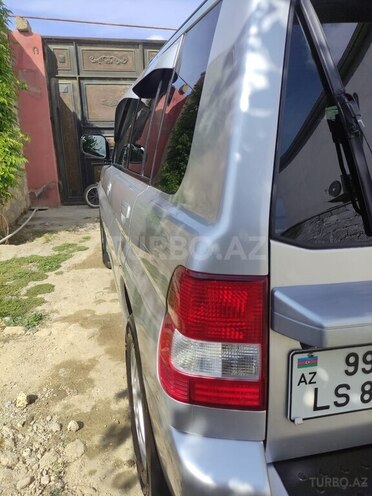 Mitsubishi Pajero io 2001, 400,000 km - 1.8 l - Bakı