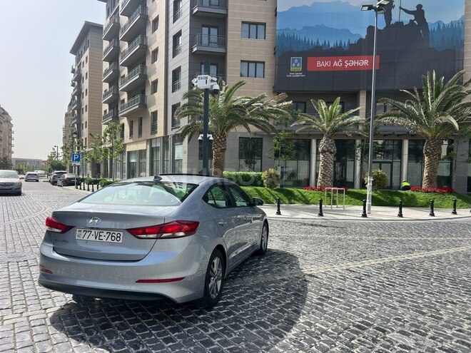 Hyundai Elantra 2016, 160,123 km - 2.0 l - Bakı