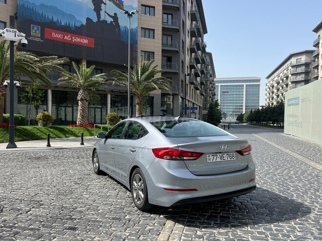 Hyundai Elantra 2016, 160,123 km - 2.0 l - Bakı