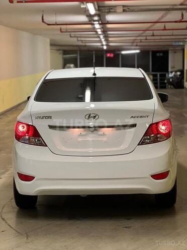 Hyundai Accent 2013, 166,000 km - 1.6 l - Bakı