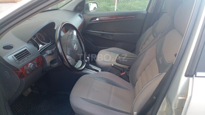 Opel Astra 2005, 247,000 km - 1.8 l - Bakı