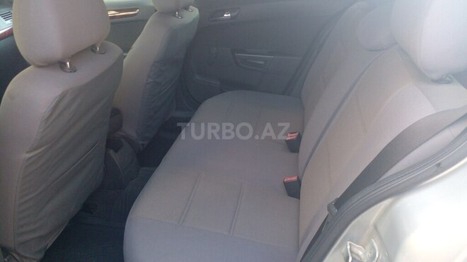Opel Astra 2005, 247,000 km - 1.8 l - Bakı