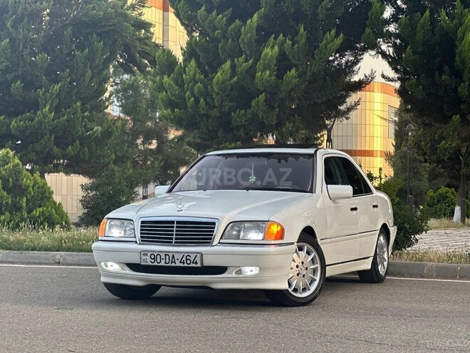 Mercedes C 230 2000, 487,631 km - 2.3 l - Saatlı