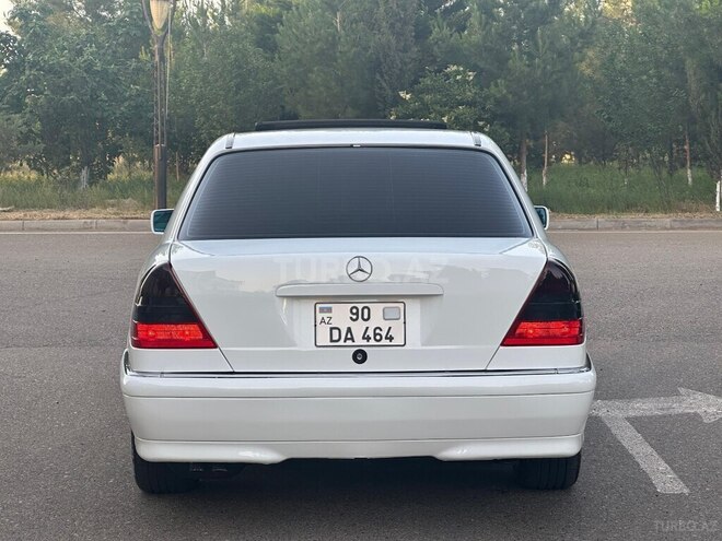 Mercedes C 230 2000, 487,631 km - 2.3 l - Saatlı