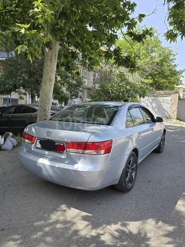Hyundai Sonata-5