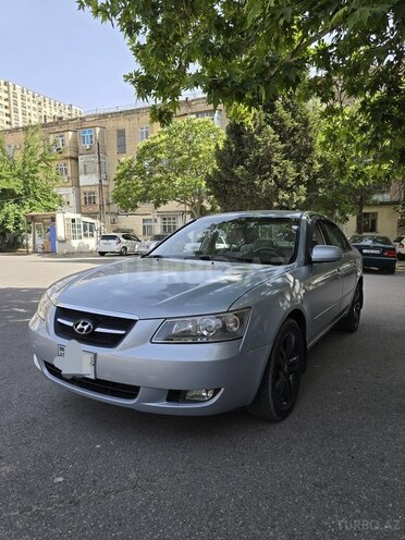 Hyundai Sonata-3