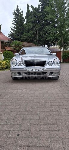 Mercedes E 240 2000, 290,000 km - 2.4 l - Göyçay