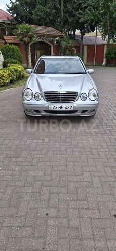 Mercedes E 240 2000, 290,000 km - 2.4 l - Göyçay
