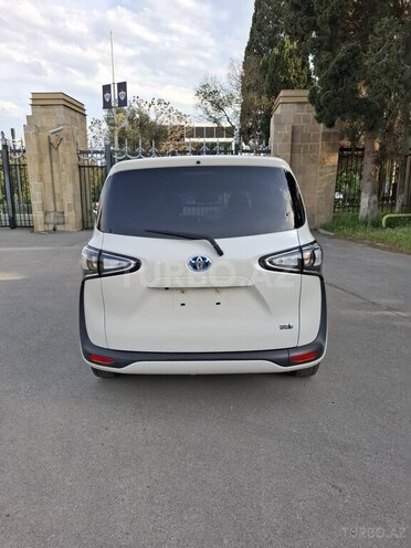 Toyota Sienta 2019, 145,000 km - 1.5 l - Bakı