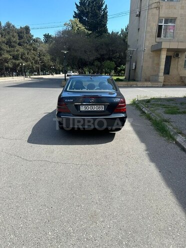 Mercedes E 220 d 2002, 460,000 km - 2.2 l - Bakı