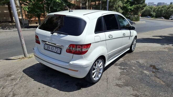 Mercedes B 170 2007, 109,000 km - 1.7 l - Bakı