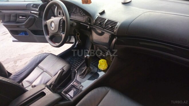 BMW 525 2003, 195,000 km - 2.5 l - Bakı