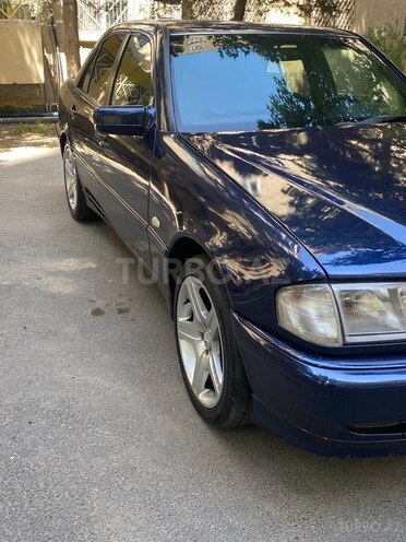 Mercedes C 240 1998, 394,000 km - 2.4 l - Bakı