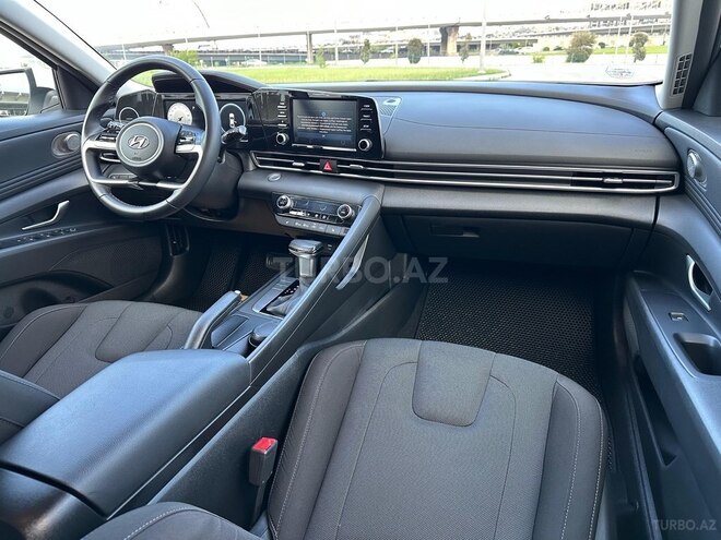 Hyundai Elantra 2023, 36,800 km - 2.0 l - Bakı