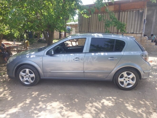 Opel Astra 2007, 240,000 km - 1.3 л - Gəncə