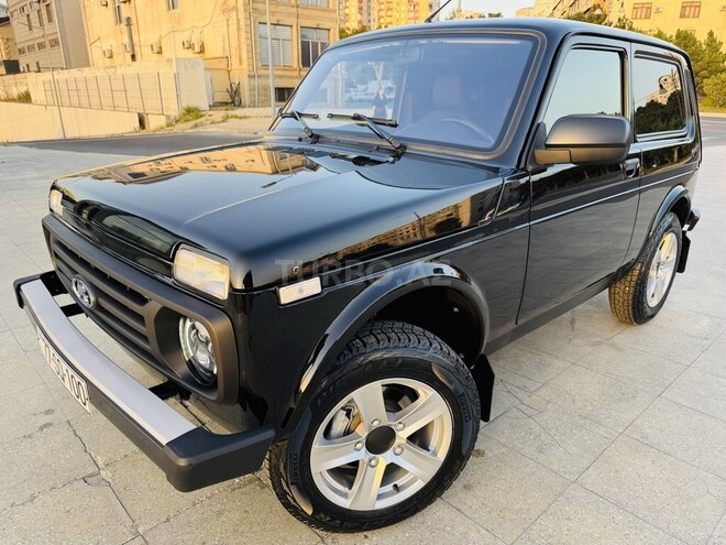 LADA (VAZ) Niva-12