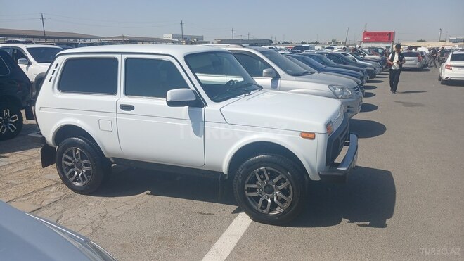 LADA (VAZ) Niva 2018, 110,000 km - 1.7 l - Bakı