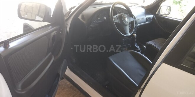 Chevrolet Niva 2015, 141,000 km - 1.7 l - Bakı