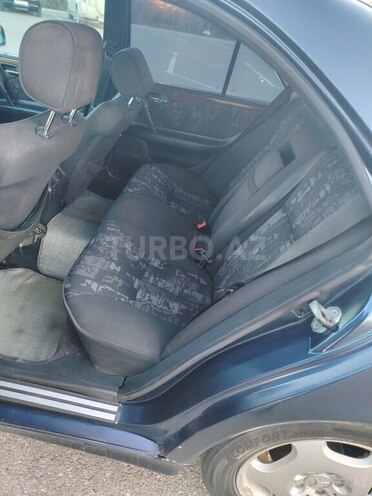 Mercedes E 220 d 1999, 458,300 km - 2.2 l - Sumqayıt