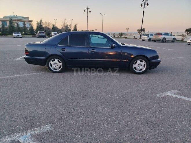 Mercedes E 220 d 1999, 458,300 km - 2.2 l - Sumqayıt