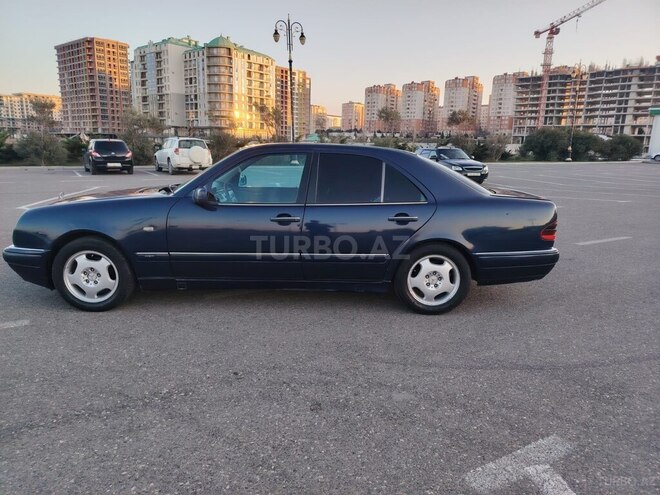 Mercedes E 220 d 1999, 458,300 km - 2.2 l - Sumqayıt