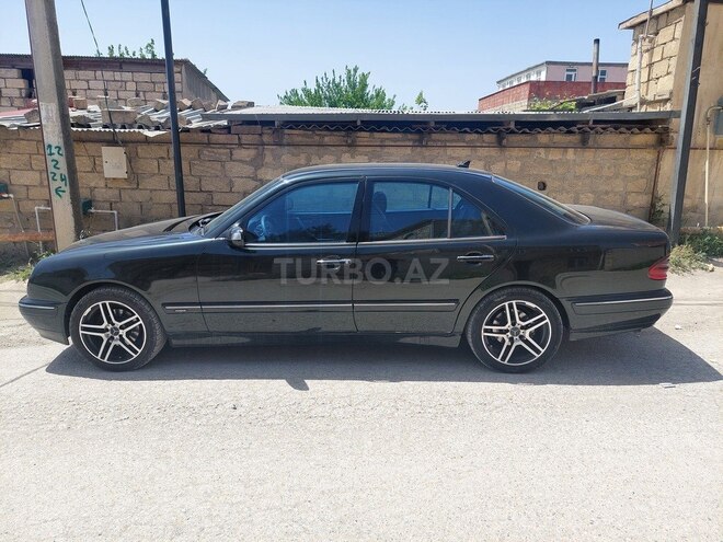 Mercedes E 220 d 2001, 500,000 km - 2.2 l - Bakı