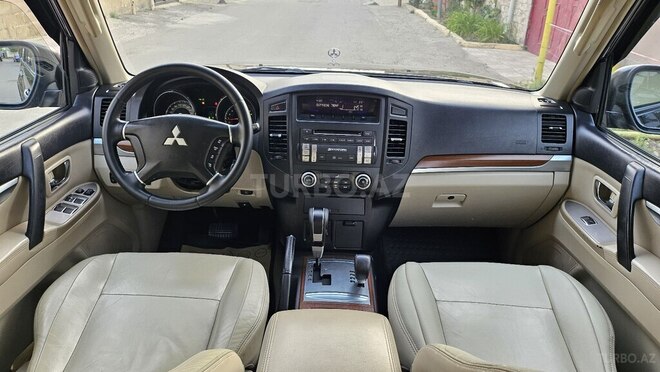 Mitsubishi Pajero 2008, 200,000 km - 3.0 l - Bakı