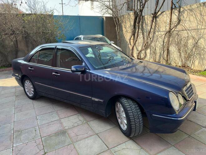 Mercedes E 240 2000, 290,000 km - 2.4 l - Bakı