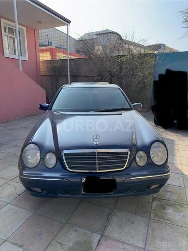 Mercedes E 240 2000, 290,000 km - 2.4 l - Bakı