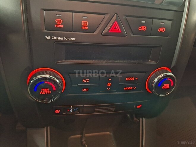 Kia Sorento-10