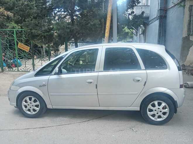 Opel Meriva-2