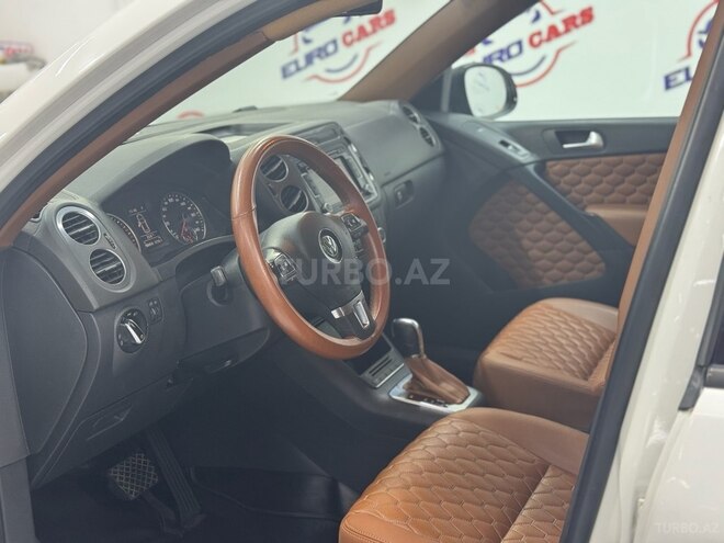 Volkswagen Tiguan-14