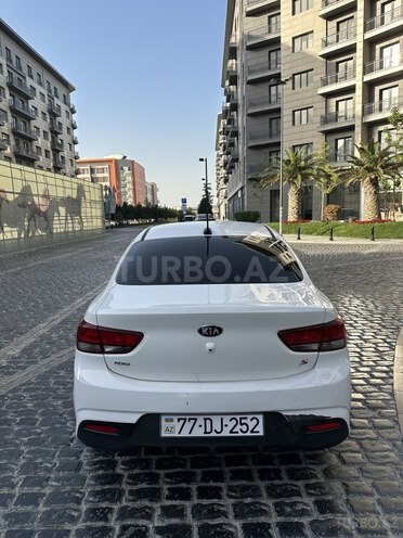 Kia Rio 2018, 175,418 km - 1.6 l - Bakı