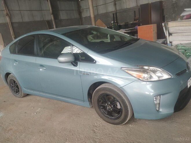 Toyota Prius 2014, 273,588 km - 1.8 l - Gəncə