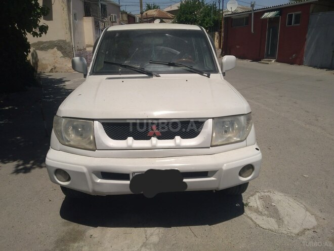 Mitsubishi Pajero io 1999, 345,000 km - 1.8 l - Bakı