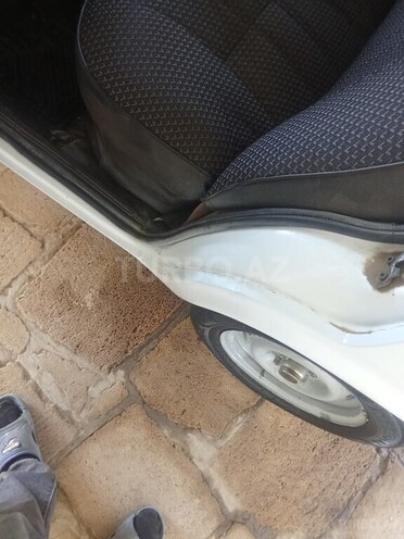 LADA (VAZ) 2107 2006, 75,000 km - 1.6 l - Salyan
