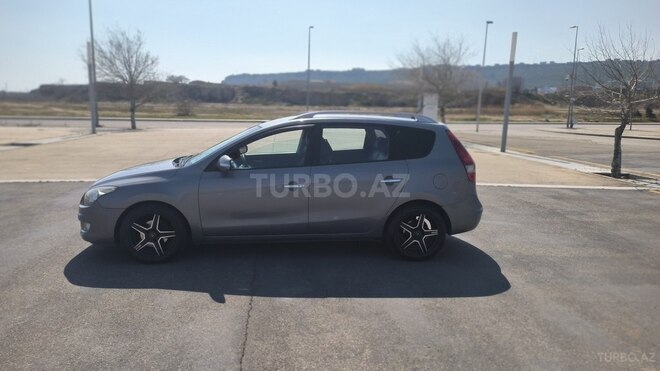 Hyundai i30 2010, 211,000 km - 1.6 l - Bakı